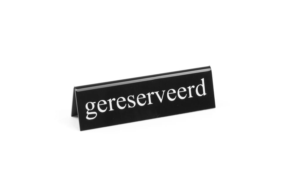 gereserveerd