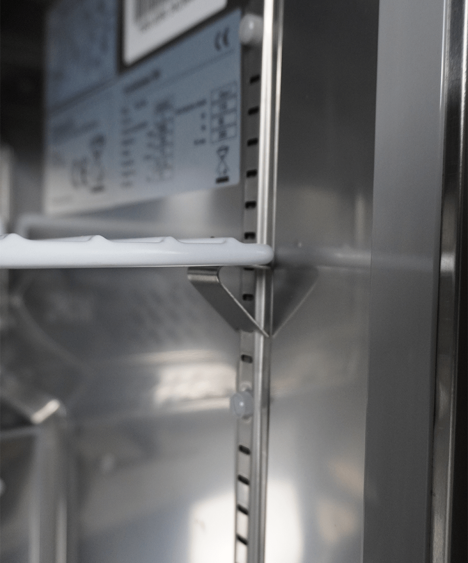 RÉFRIGÉRATEUR/CONGÉLATEUR EN ACIER INOX COMMUTABLE 1 PORTE - 7450.0260 - COMBISTEEL