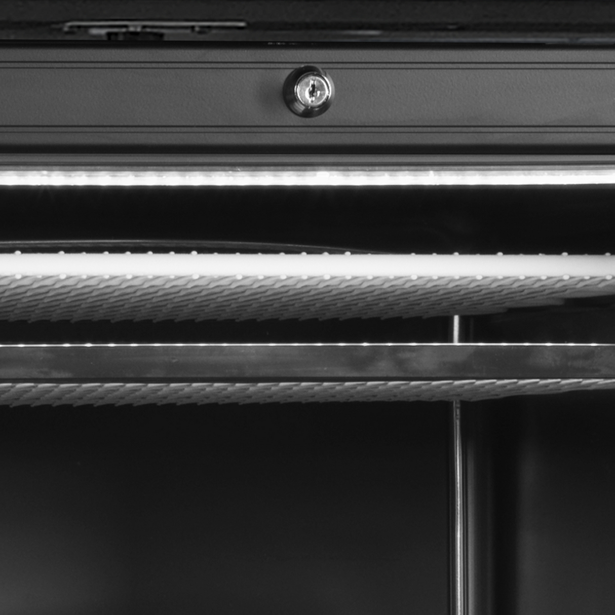 Vitrine à froid négatif, ouverture vers la gauche - UFSC371G Black L/H - TEFCOLD