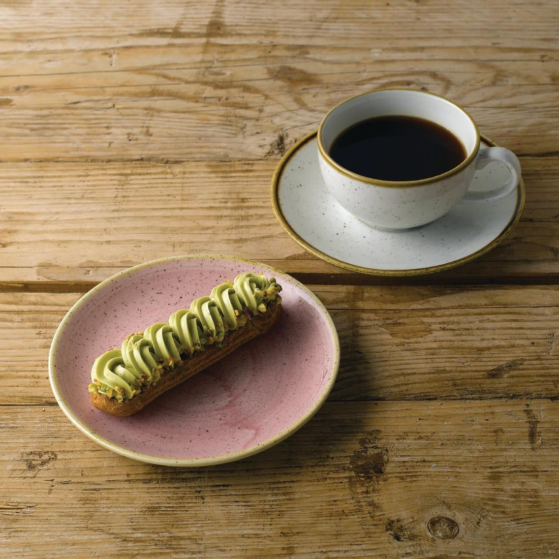 Assiettes rondes Petal Stonecast Pink 165mm (Lot de 12)