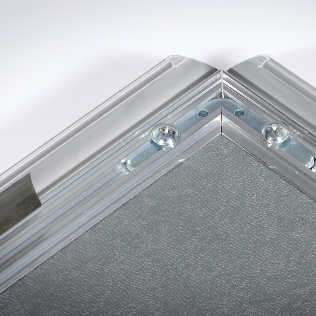 Cadre clipsable en aluminium Europel A2 25mm