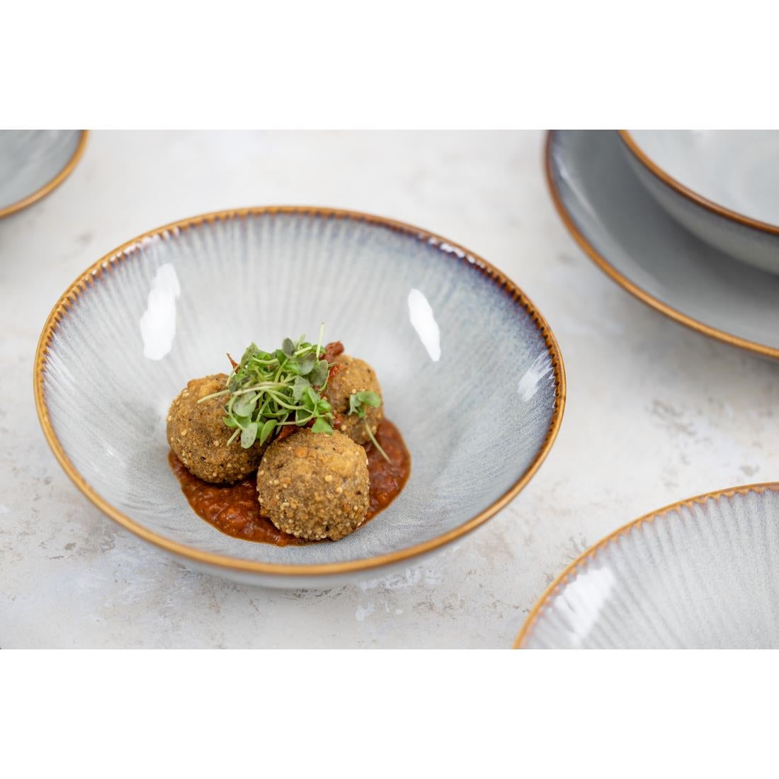 Bols évasés Olympia Drift en relief gris 205 mm (lot de 4)