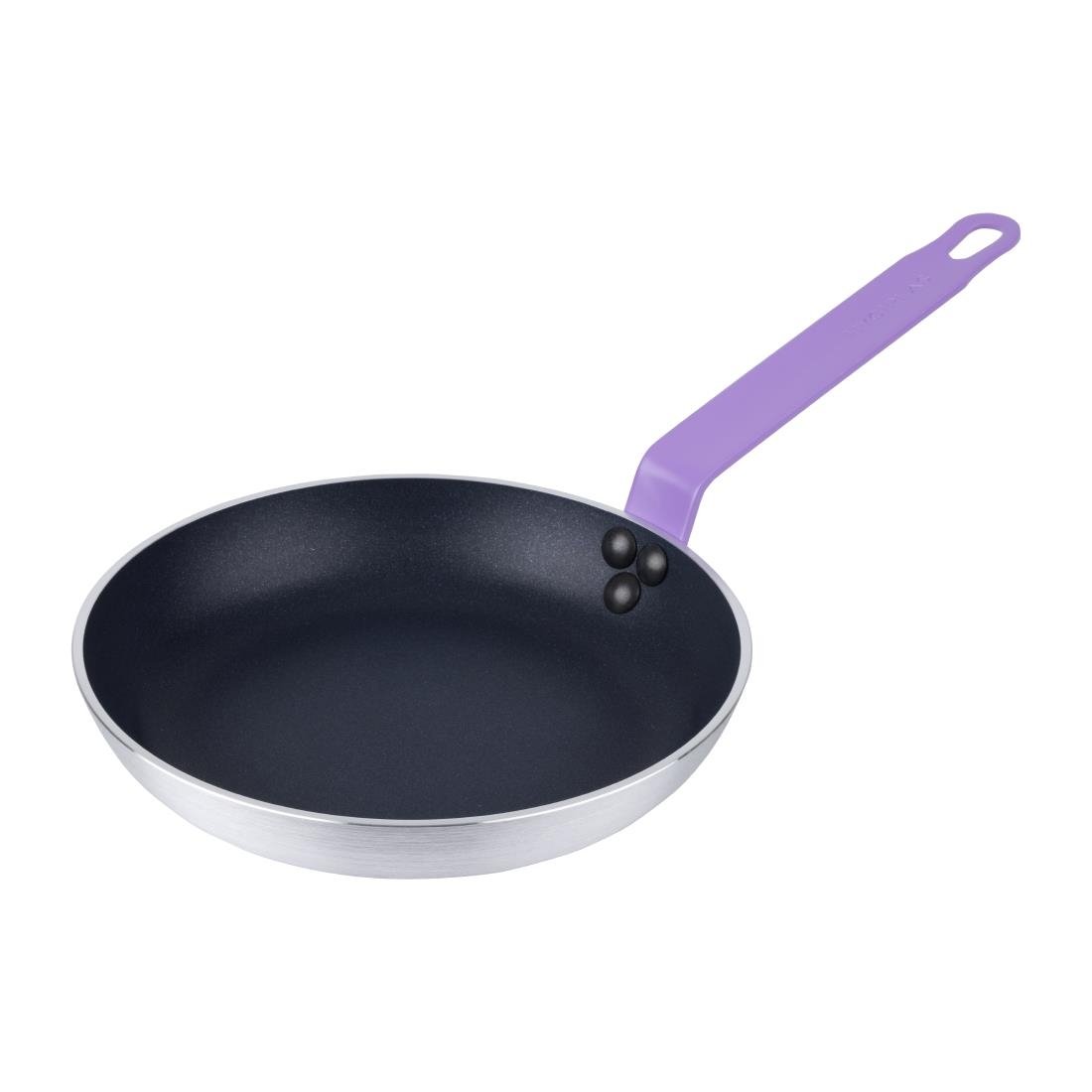 Poêle en aluminium antiadhésive Hygiplas Teflon Platinum Plus avec poignée violette 24cm - NISBETS
