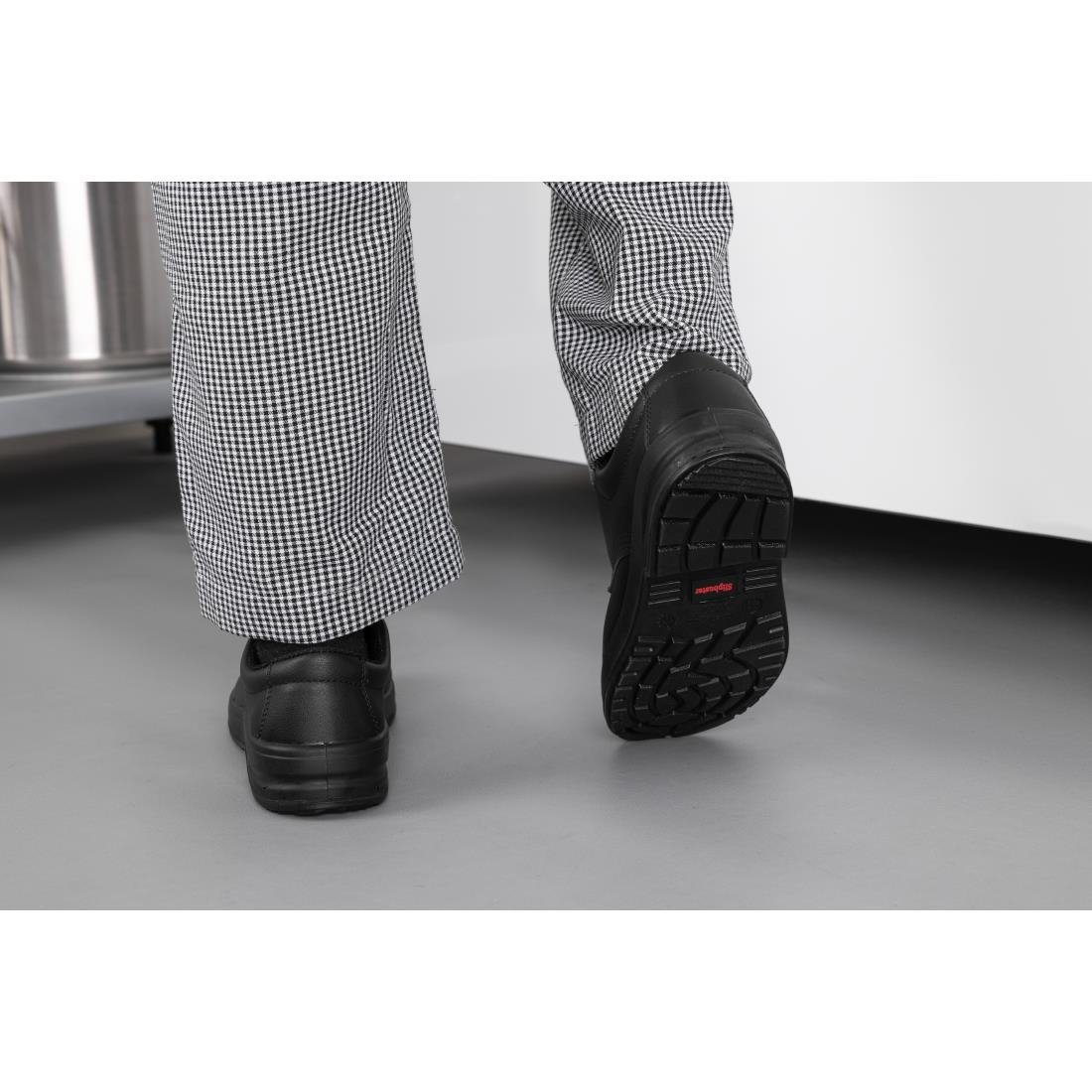 Chaussures de sécurité Slipbuster Koralis noires - NISBETS
