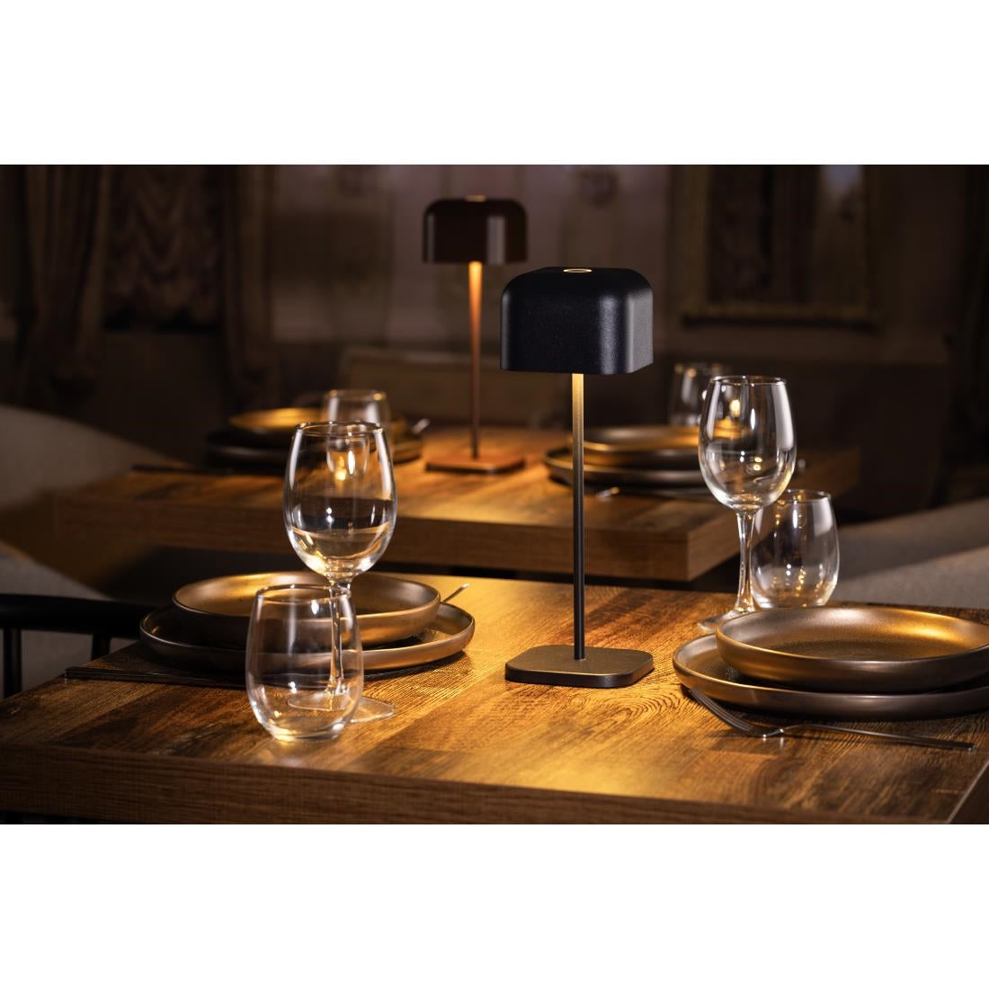 Lampe de table avec abat-jour carré Olympia Lucca noire 300mm