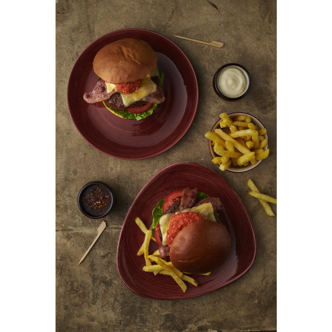 Assiettes avec rebord Churchill Stonecast Patina Evolve Red Rust 217mm (Lot de 12)