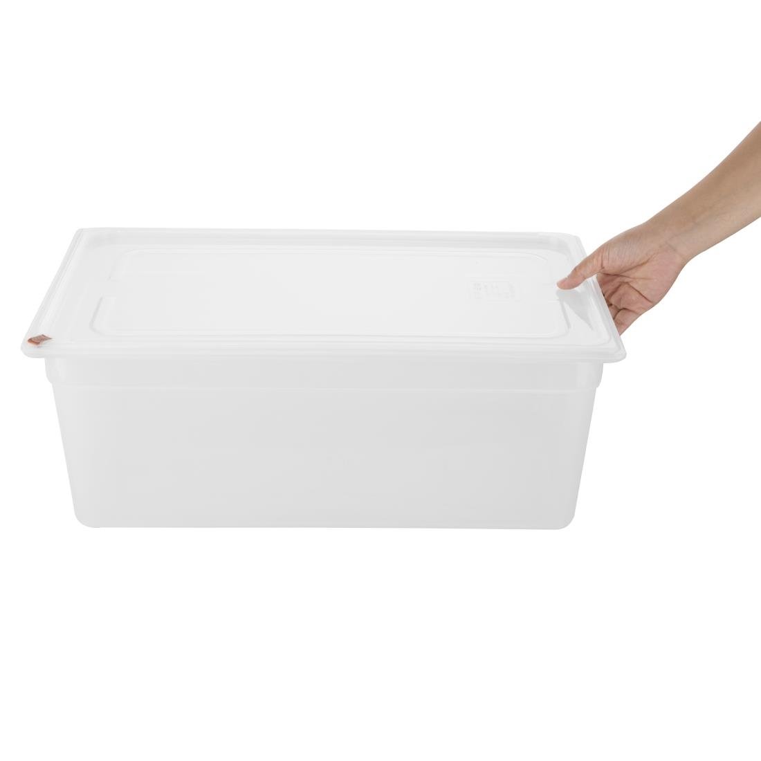 Bacs PP Hygiplas Click GN 1/1 avec couvercles et 7 clips de couleur 200mm 25,6L (lot de 2) - NISBETS