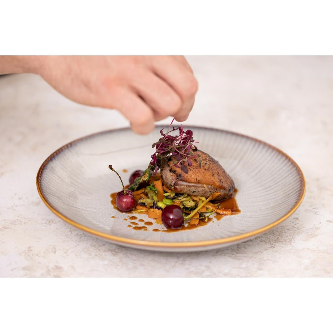 Assiettes creuses Olympia Drift en relief gris 260 mm (lot de 4)