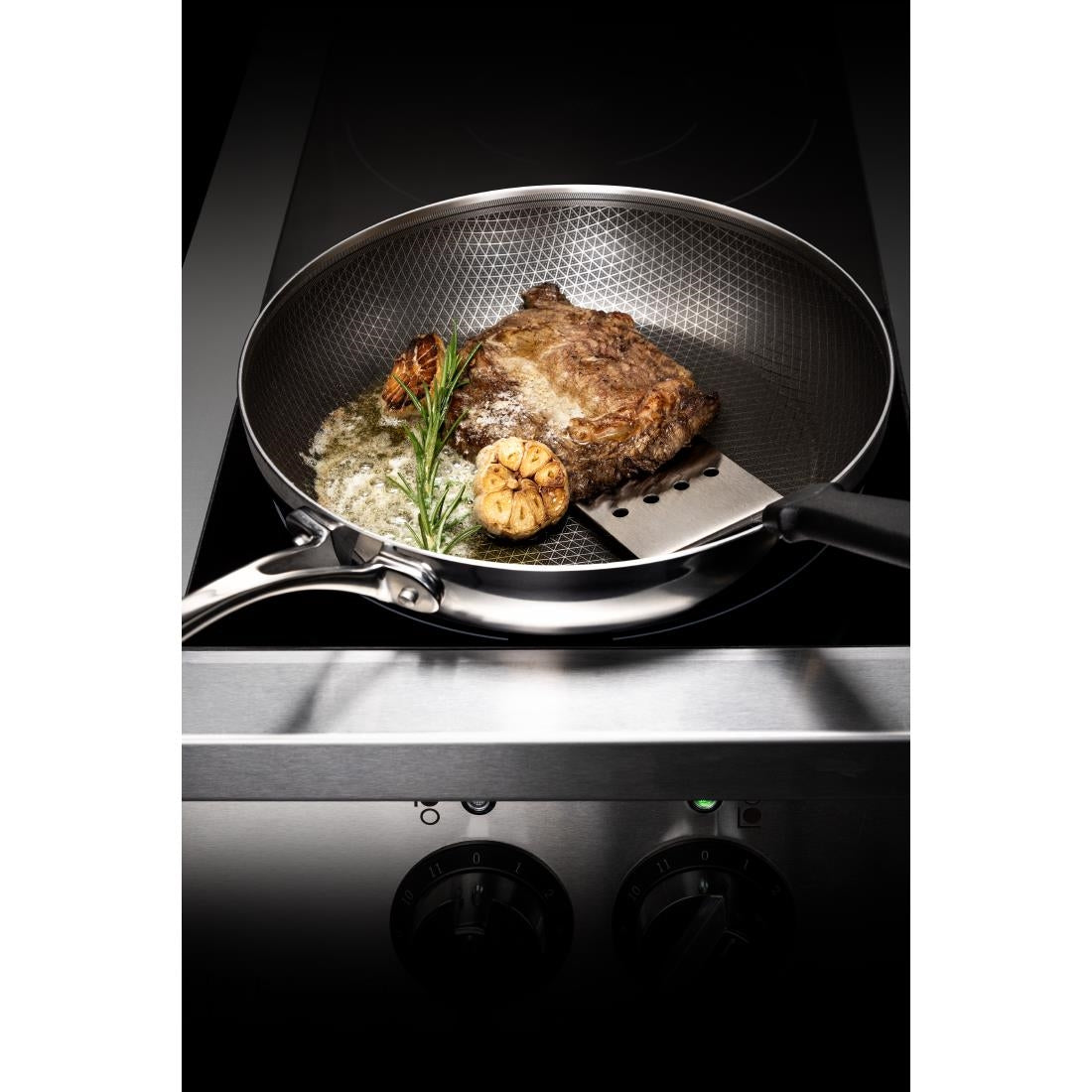 Sauteuse en inox avec revêtement Tri-Shield Vogue 28cm