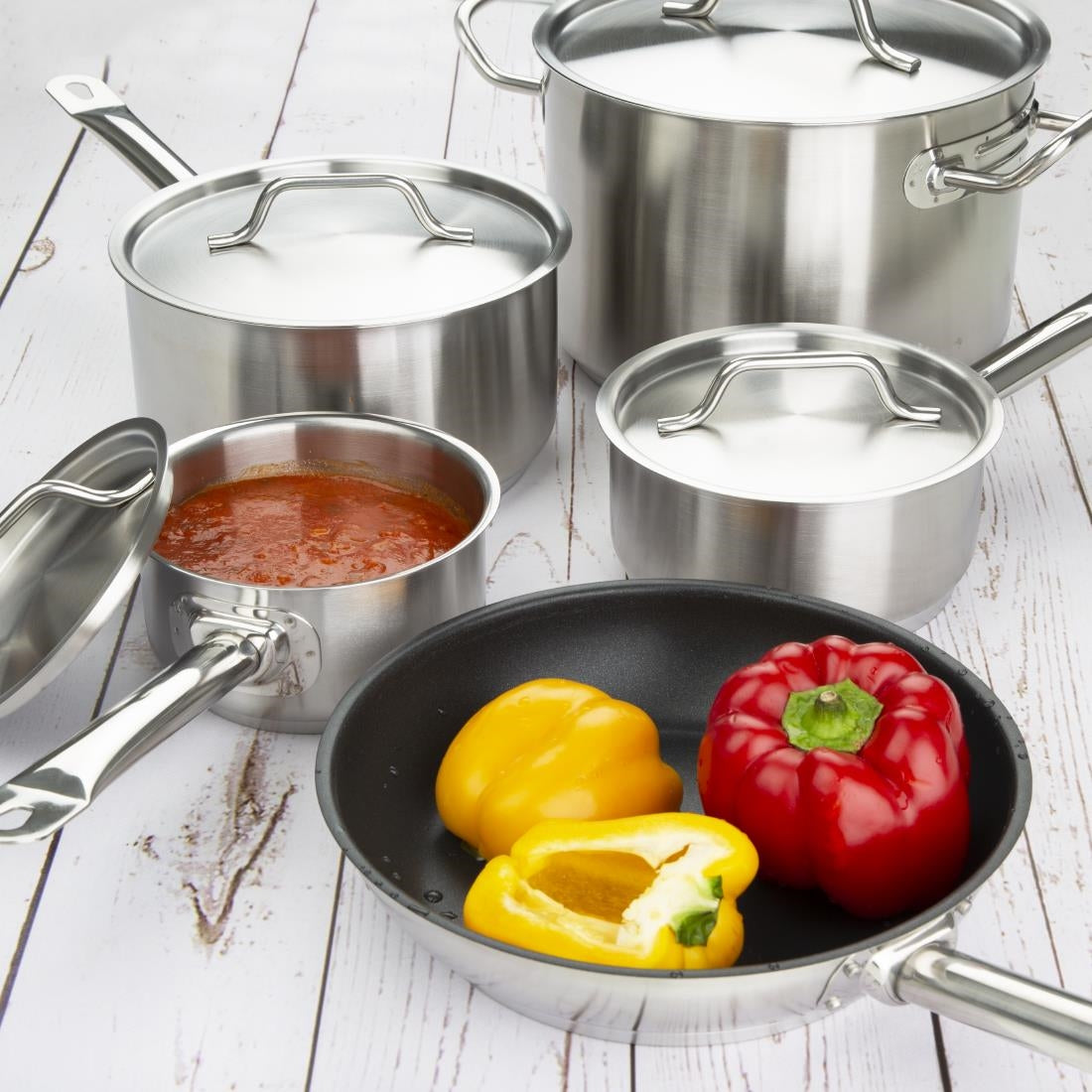 Batterie de cuisine induction en inox 5 pièces Vogue Cook Like A Pro