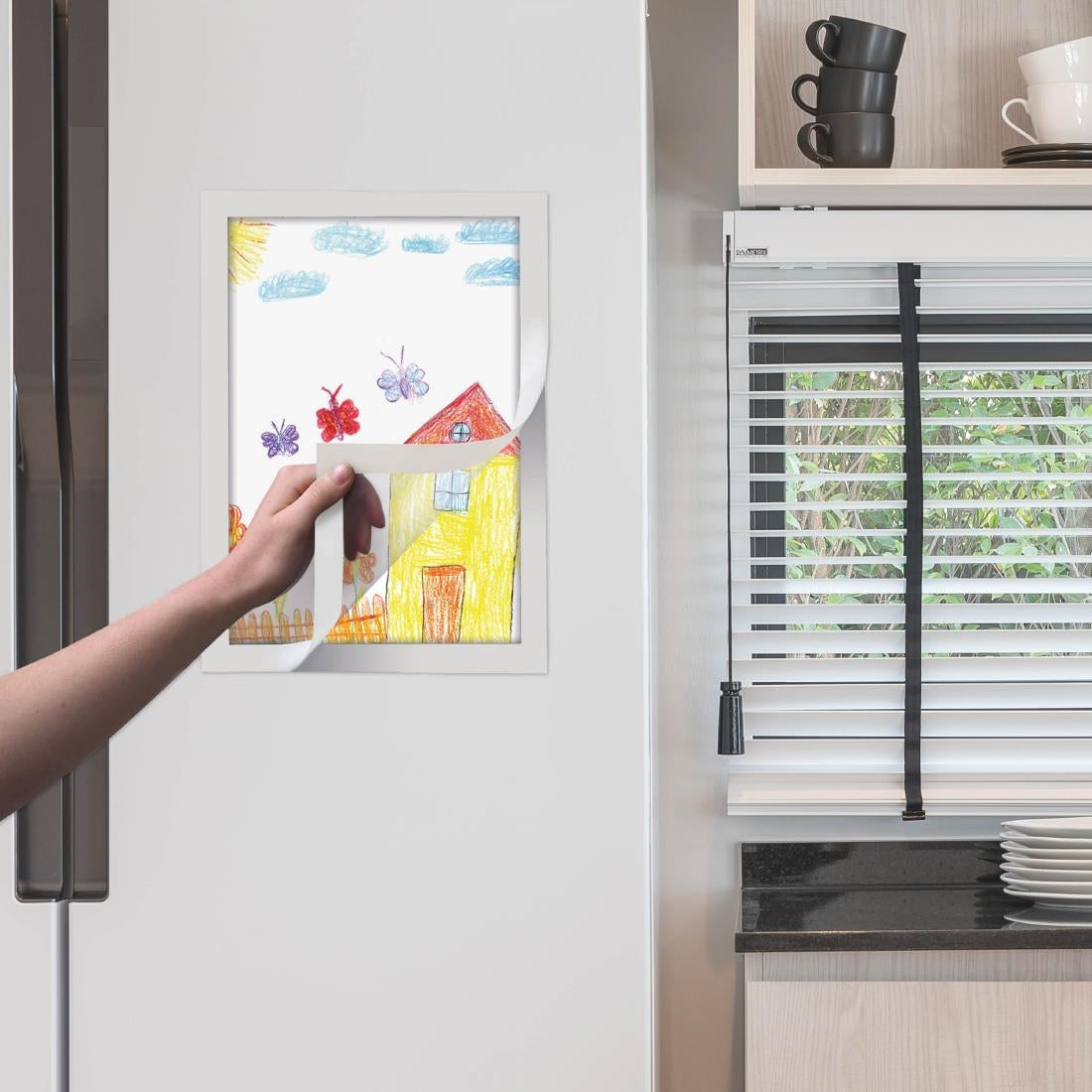 Cadres d'affichage autocollants Europel A4 argent (lot de 2)