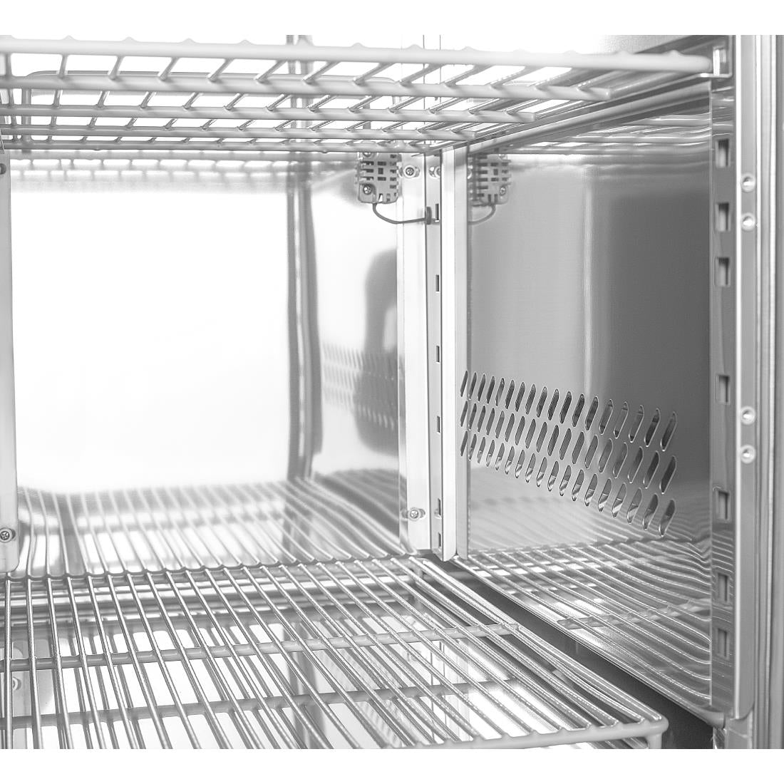 Table réfrigérée positive quatre portes Polar Série U 553L