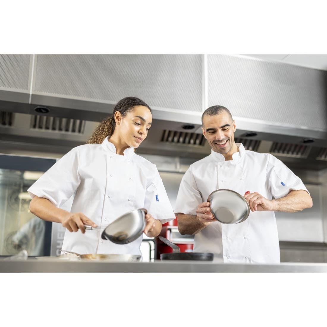 Veste de cuisine Whites Vegas mixte manches courtes blanche - NISBETS