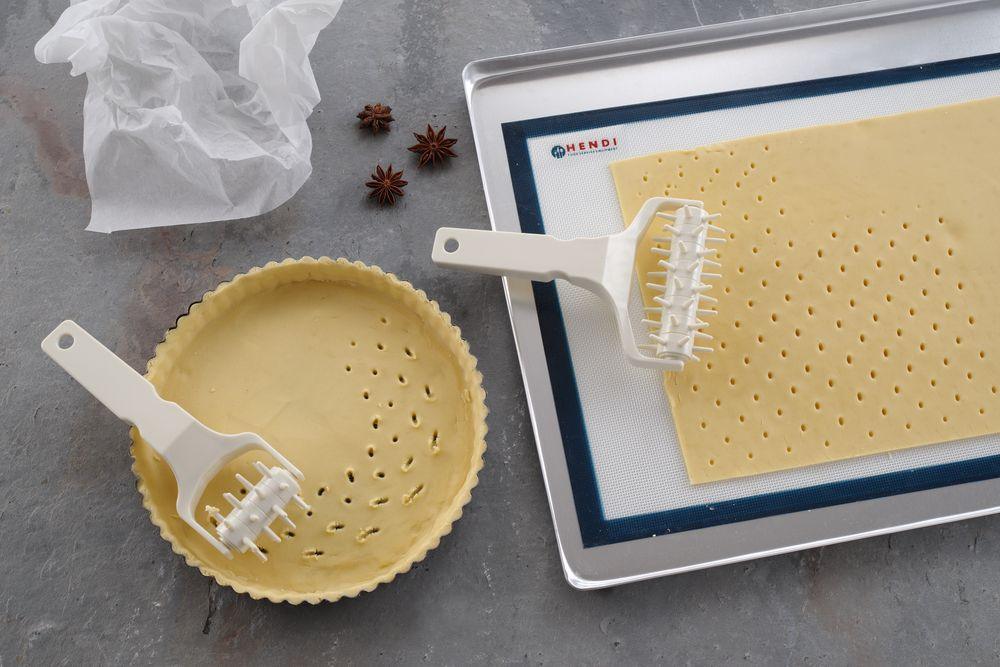 Roulette pique-pâte, HENDI, 210x73mm