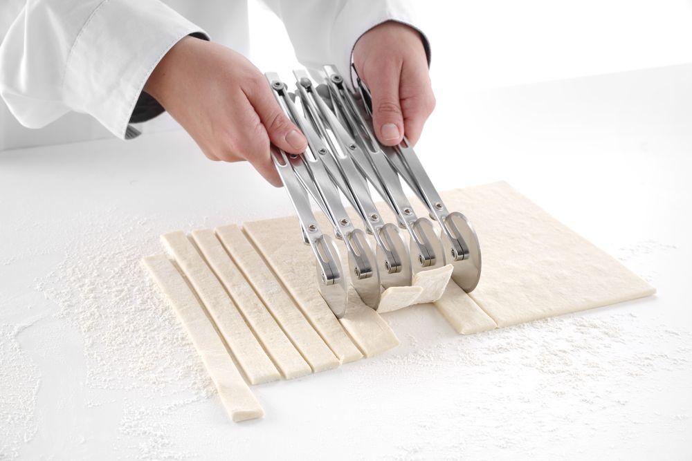 Rouleau multi-coupe avec 5 roulettes, HENDI, 222x56x(H)55mm