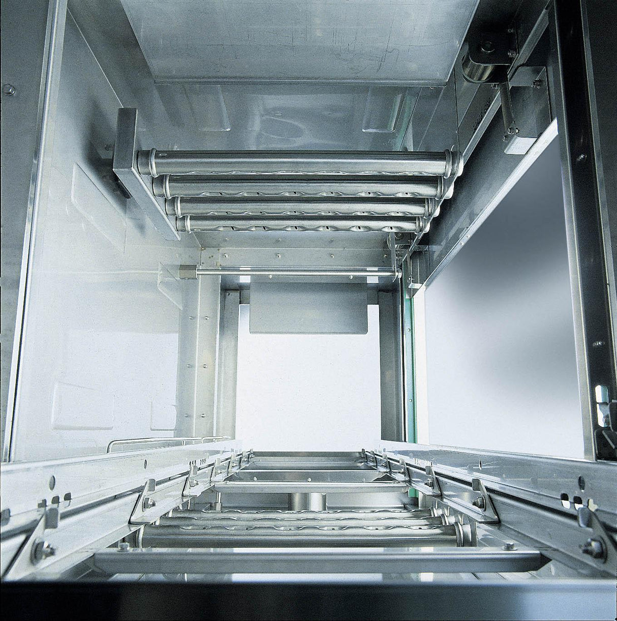 Lave-vaisselle Compact et Performant - FRANCE CHR