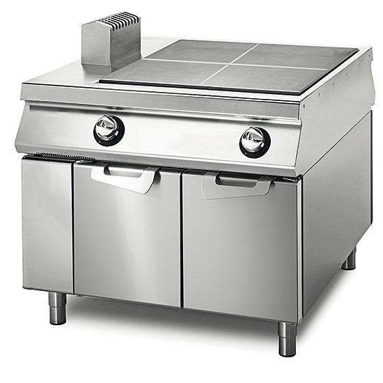 Plaque coup de feu gaz sur coffre avec portes, tableau de contrôle sur deux côtès