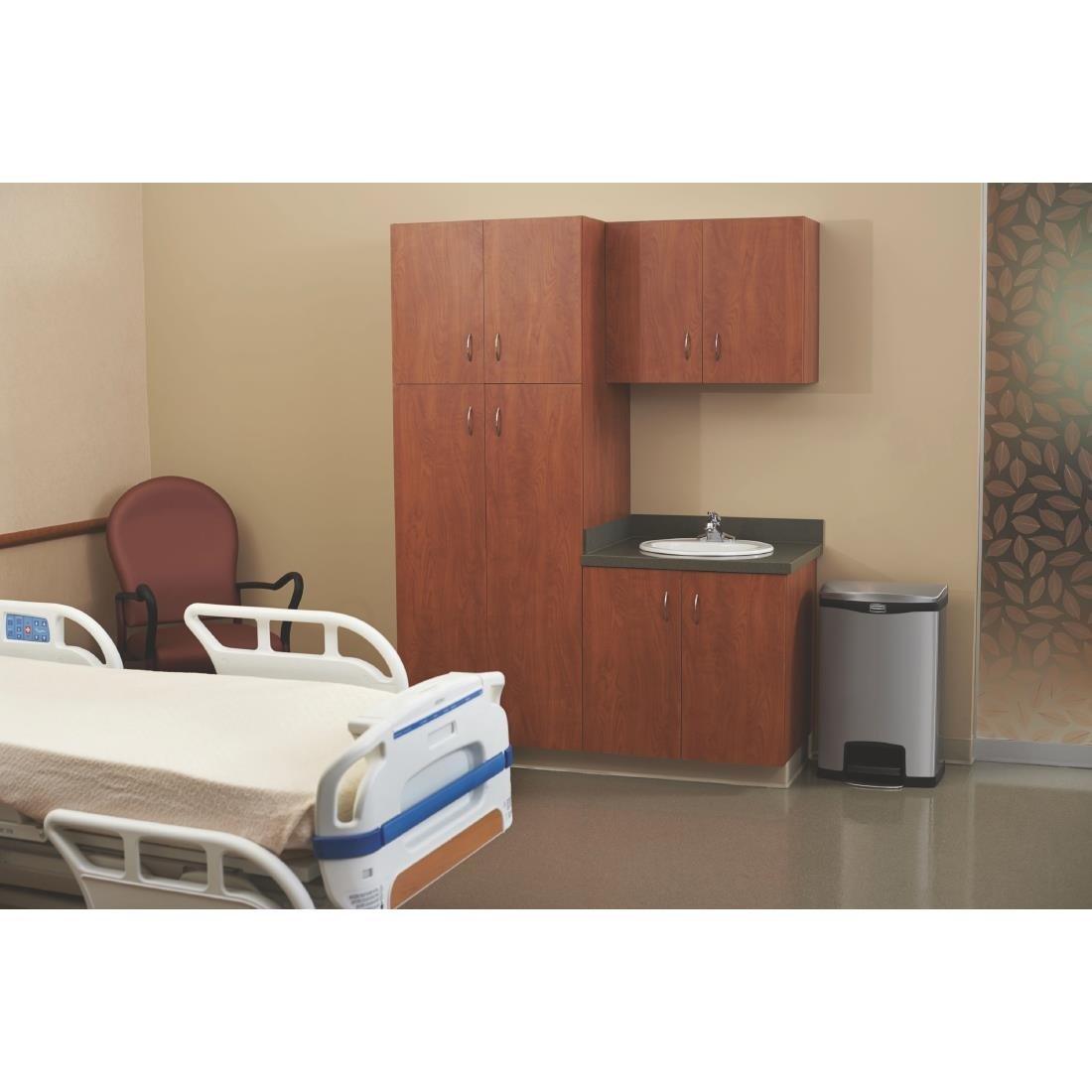 Poubelle à pédale frontale inox Rubbermaid Slim Jim 50L - FRANCE CHR