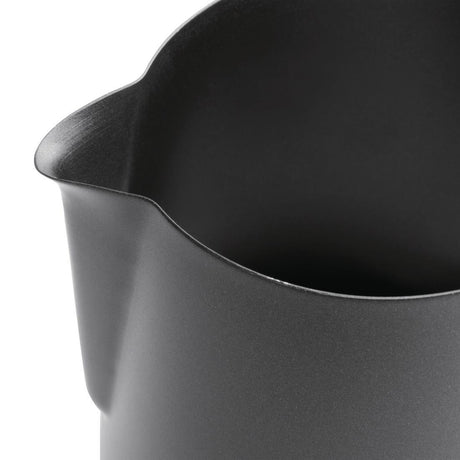 Pichet à lait antiadhésif noir Olympia 900 ml - FRANCE CHR