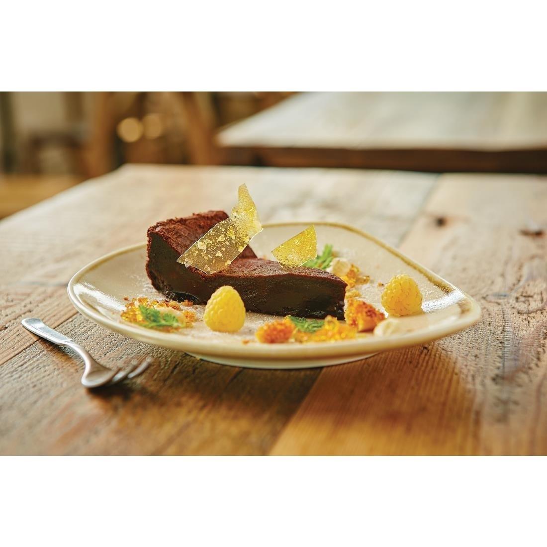 Assiettes triangulaires Olympia Kiln 230mm sable (Lot de 6) - FRANCE CHR