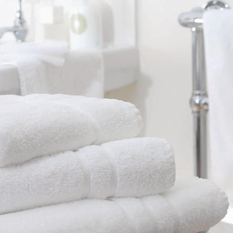 Drap de bain blanc Comfort Nova Mitre - FRANCE CHR