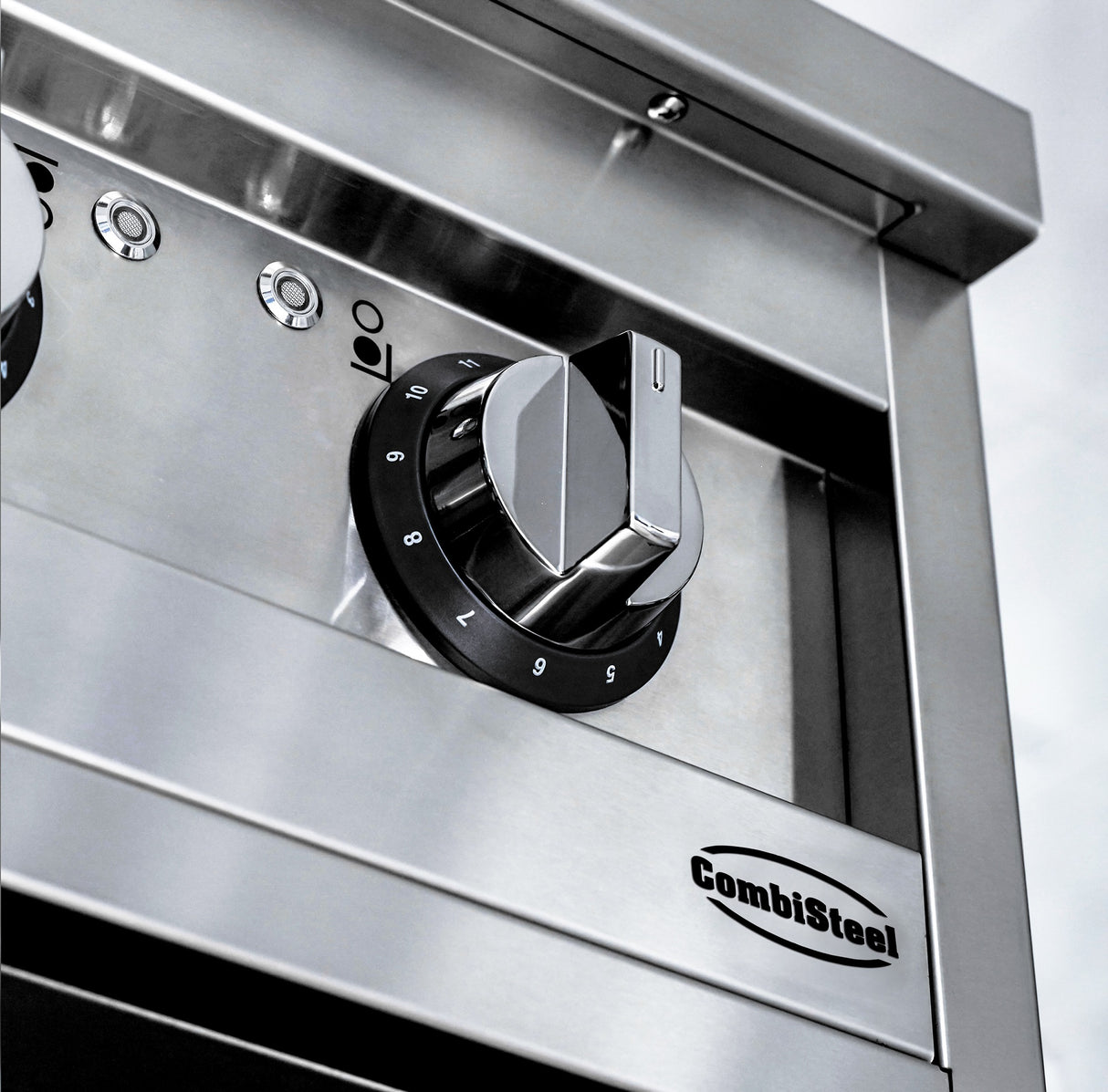 ENTRY 700 CUISINIÈRE À INDUCTION 4 ZONES - 7545.0010 - COMBISTEEL