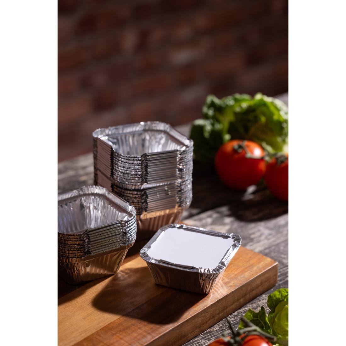Barquettes carrées en aluminium Fiesta Recyclable 100 ml (lot de 200) - NISBETS
