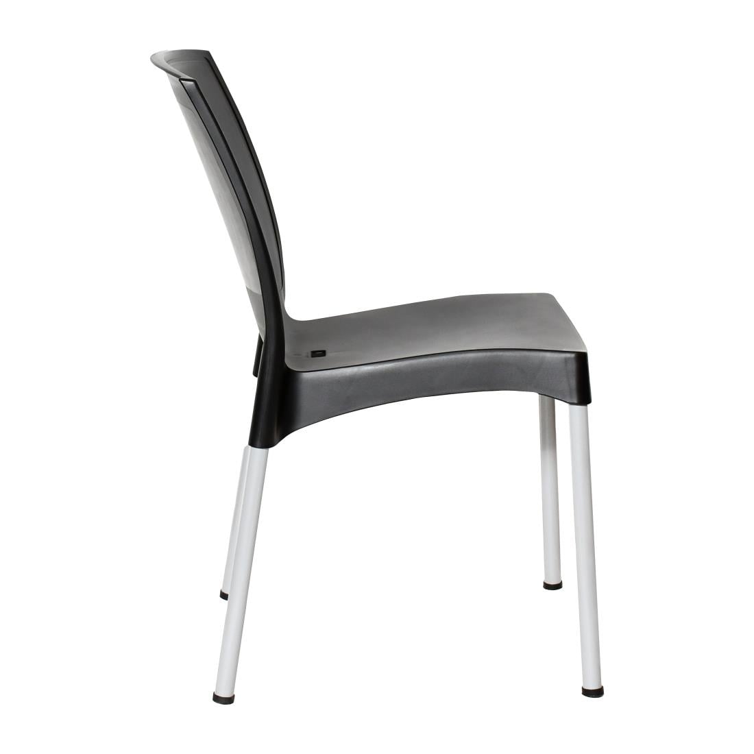 Chaises en polypropylène Bolero Elements noires (lot de 4) - NISBETS