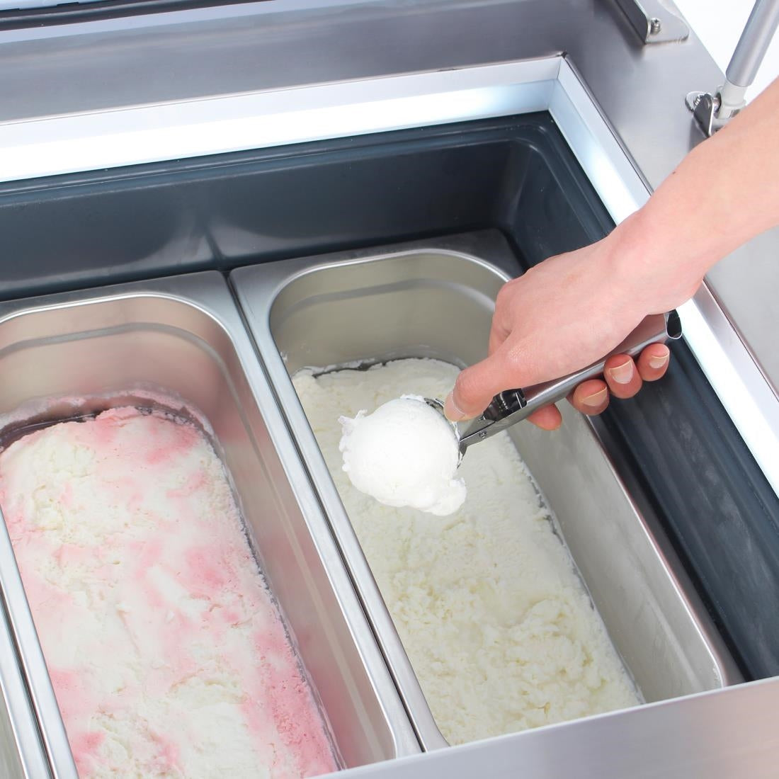 Congélateur à glace de comptoir Polar Série G 4 bacs Napoli