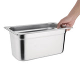 Ensemble de bacs GN 1/3 et 4 x 1/6 en inox avec couvercles Vogue - NISBETS
