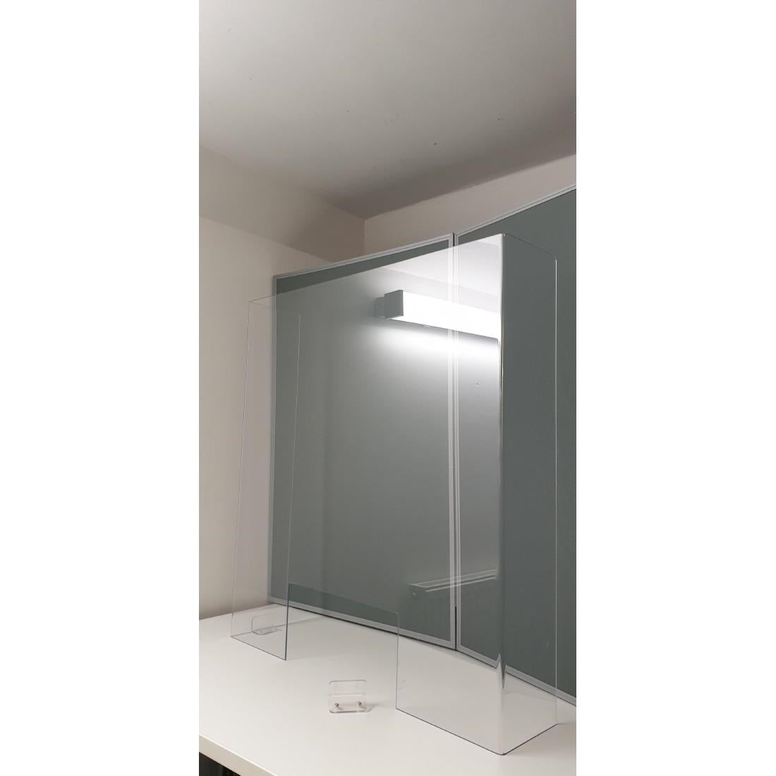 Ecran de protection avec trappe de passage Bolero - NISBETS