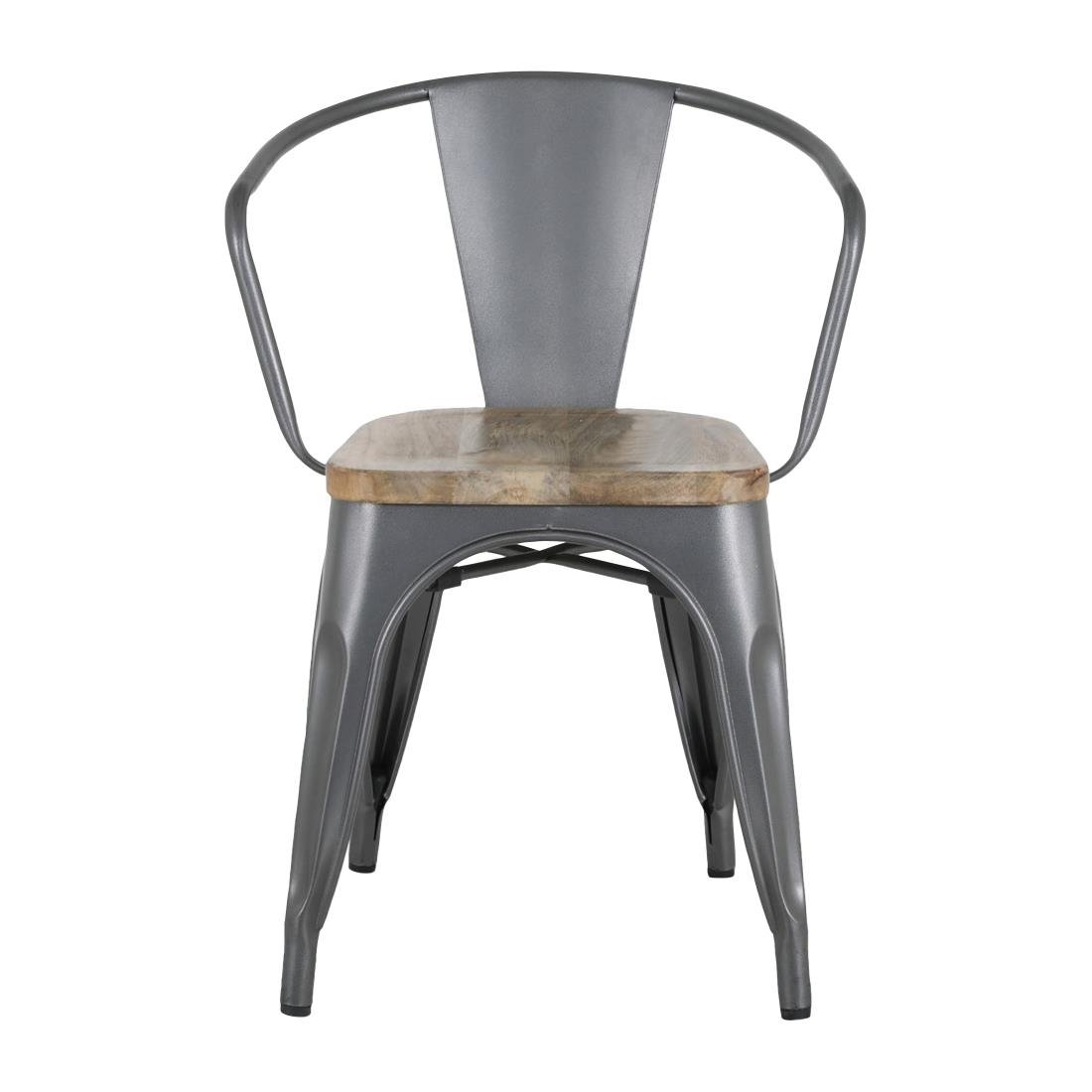 Fauteuils gris acier à dossier incurvé avec assise en bois Bolero Bistro (lot de 4) - NISBETS