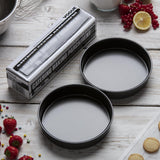 Ensemble moules à gâteaux et papier sulfurisé Vogue Bake Like A Pro - NISBETS