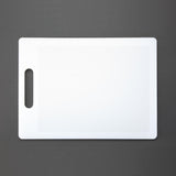 Planche à découper en polypropylène blanche Nisbets Essentials
