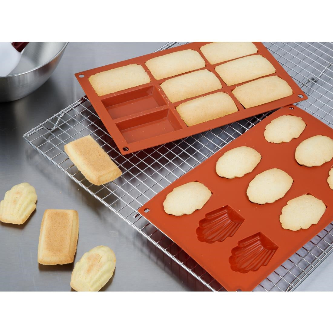 Plaque de 9 moules à madeleine en silicone Vogue