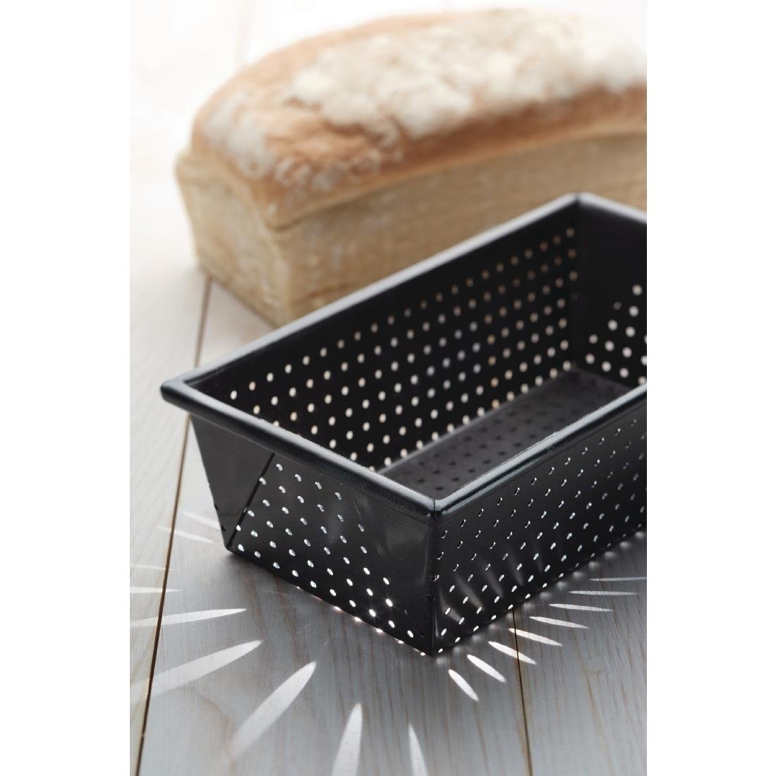 Moule à pain perforé Masterclass Crusty Bake 910g