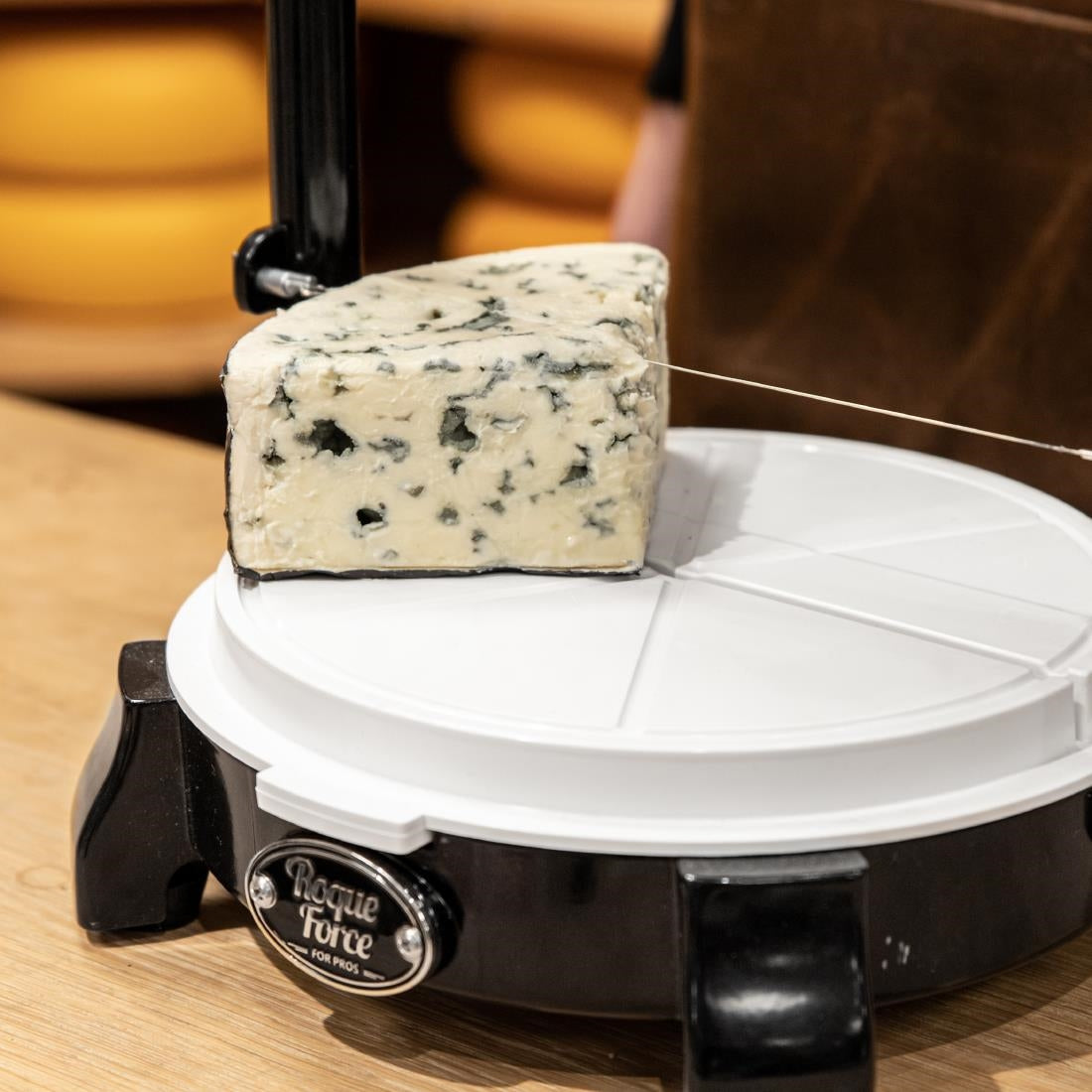 Coupe-fromage à pâte molle RoqueForce Boska - NISBETS