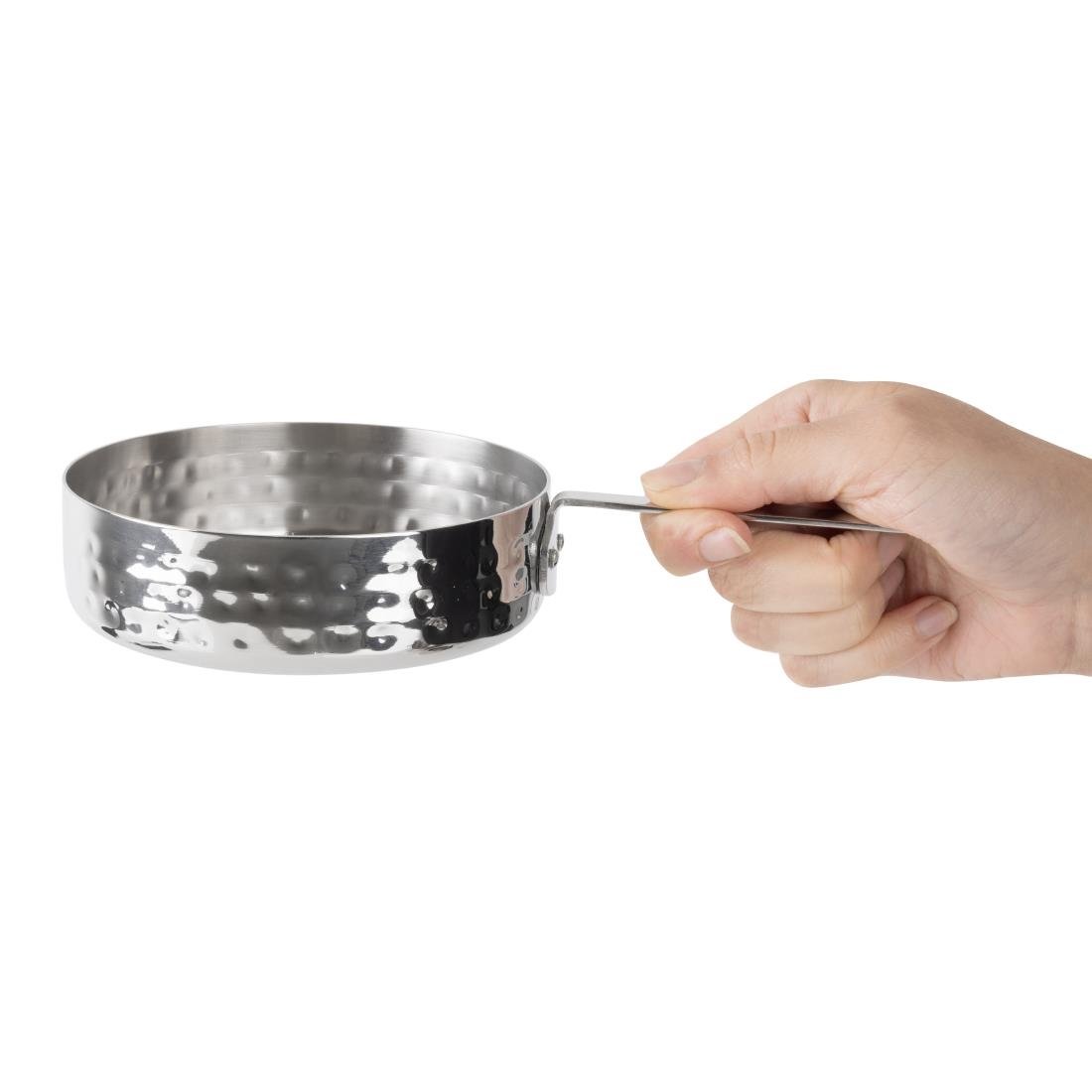 Mini casserole de présentation martelée Olympia 125 mm - NISBETS