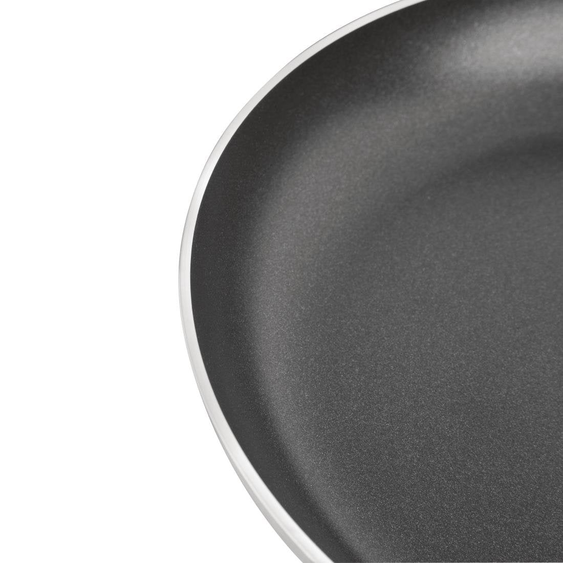 Poêle aluminium antiadhésive induction Téflon Nisbets Essentials 20 cm