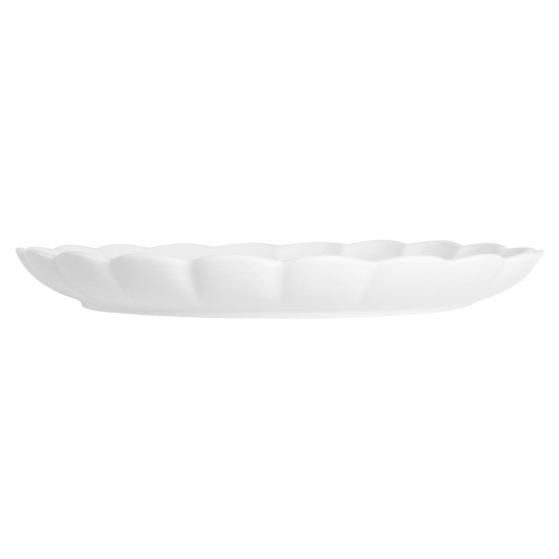 Assiettes festonnées Olympia Bloom blanches - NISBETS