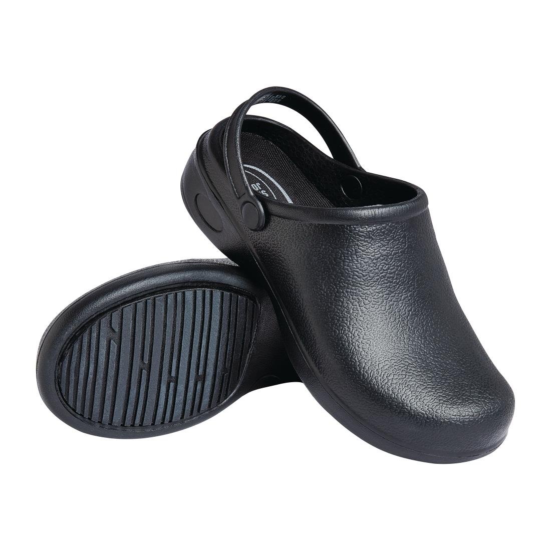 Sabots de cuisine noirs Nisbets Essentials - Taille 38-39