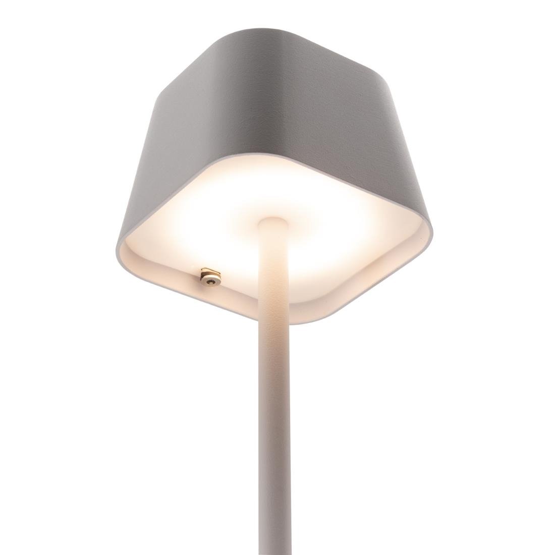 Lampe de table LED sans fil blanche à intensité variable Securit Georgina avec câble de chargement magnétique - NISBETS