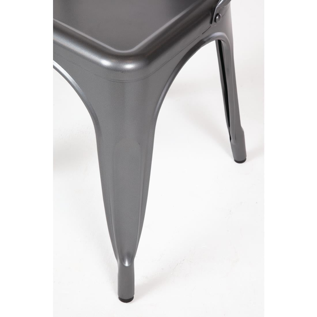 Chaises en acier gris métallisé Bolero Bistro (lot de 4) - NISBETS