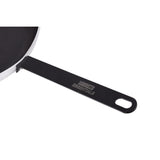 Poêle aluminium antiadhésive téflon avec manche noir Nisbets Essentials 2 - NISBETS