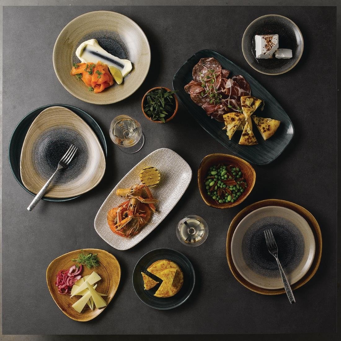 Bols triangulaires Churchill Stonecast Patina Rustic Teal 235mm (Lot de 12)