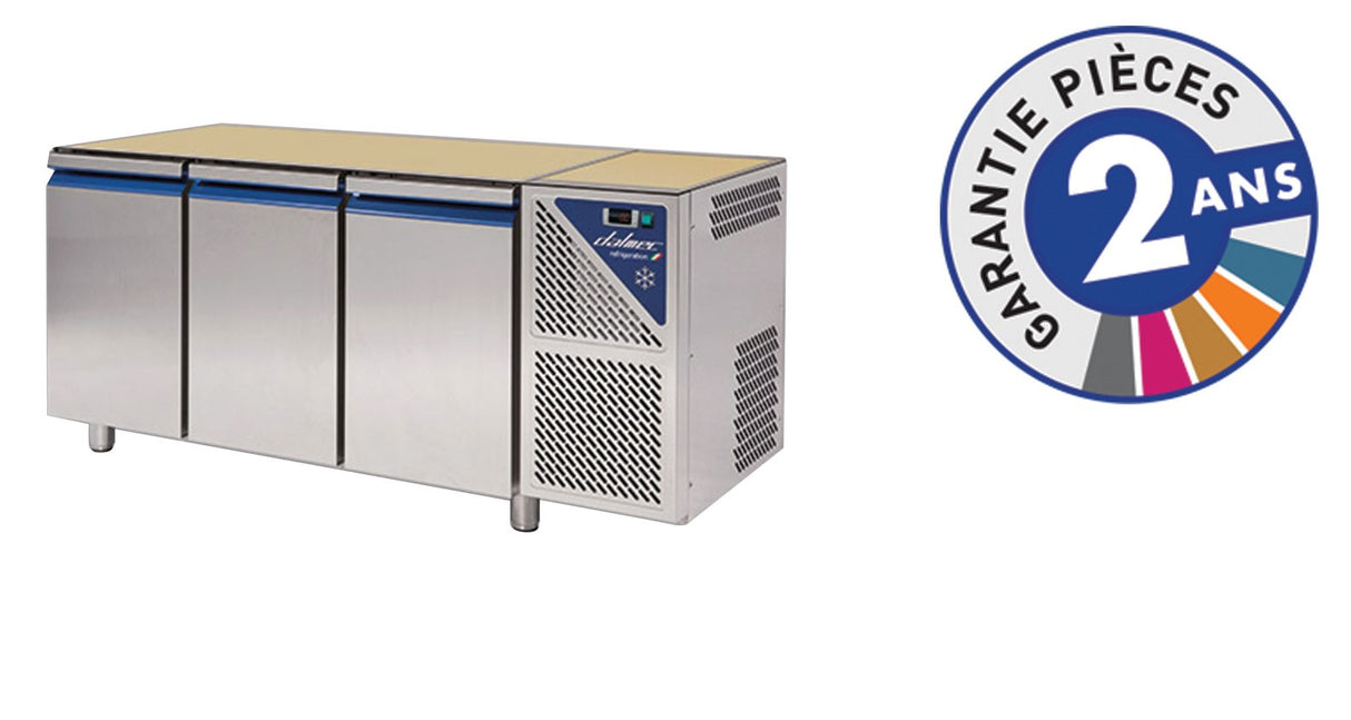 Table réfrigérée positive 0/+10°C - 350 L - 3 portes - Sans dessus - Sans groupe logé - SN603SGSD-3 - Dalmec