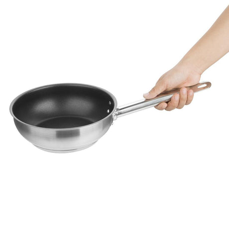 Sauteuse inox antiadhésive Vogue teflon Platinium Plus 200mm - FRANCE CHR