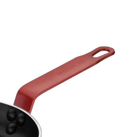 Poêle aluminium antiadhésive Teflon Platinum Plus Hygiplas avec manche rouge 240mm - FRANCE CHR