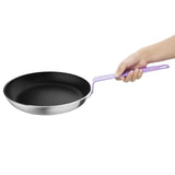 Poêle aluminium antiadhésive Teflon Platinum Plus Hygiplas avec manche violet 280mm - FRANCE CHR