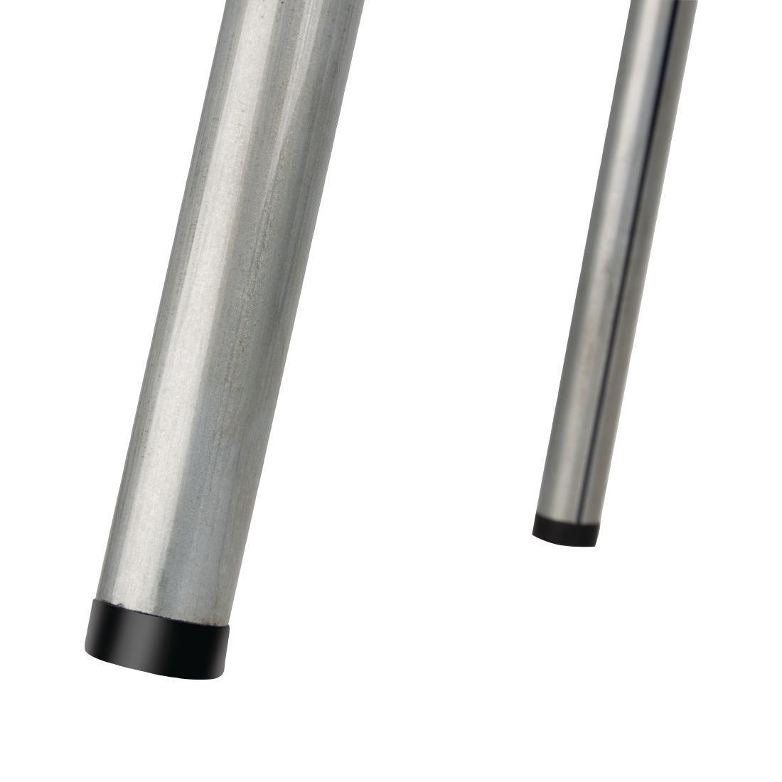 Tabouret bas en acier galvanisé avec assise en bois Bolero Cantina (lot de 4) - FRANCE CHR